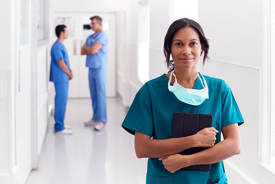 Featured Image For: Exploring the Pros and Cons of a Medical Assistant Career 